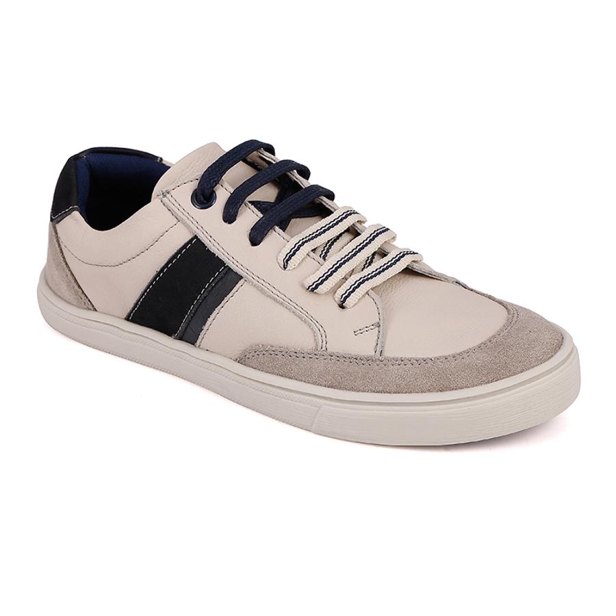 Zapatilla off white con detalle lateral