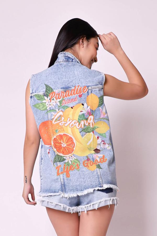 CHALECO CON ESTAMPADO