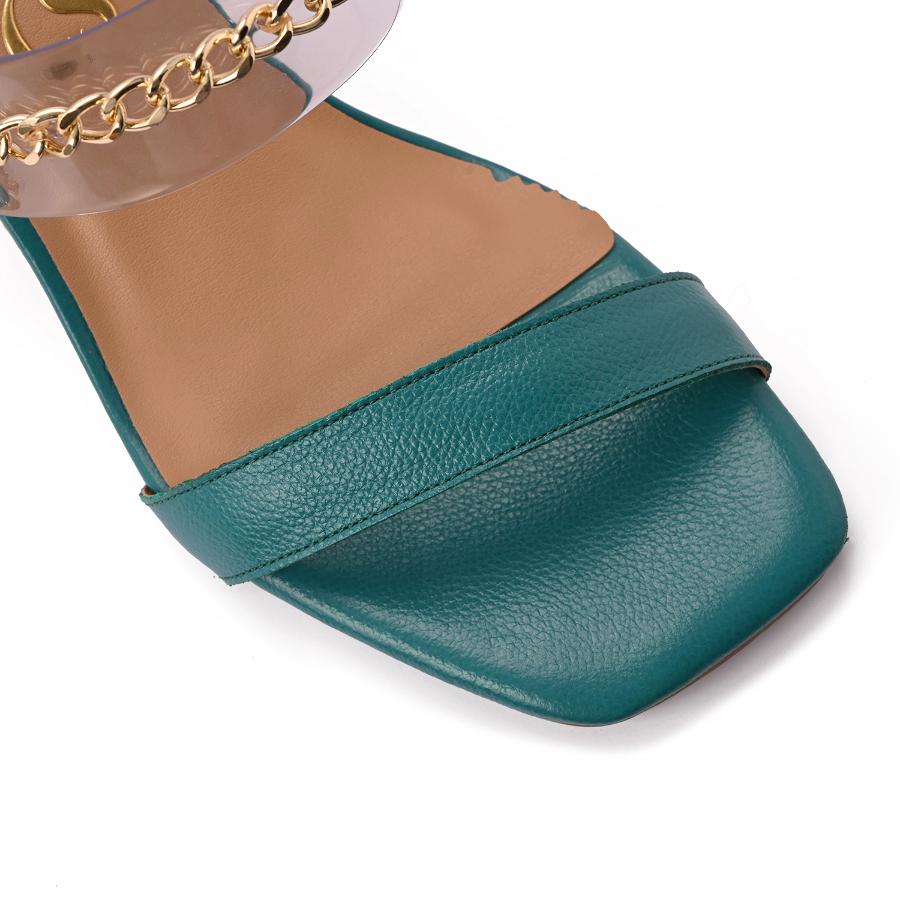 SANDALIA CON TRANSPARENCIA Y CADENA