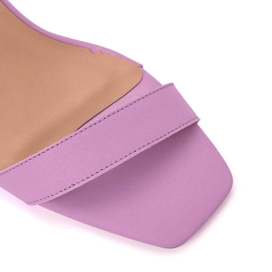 SANDALIA LILA CON PULSERA