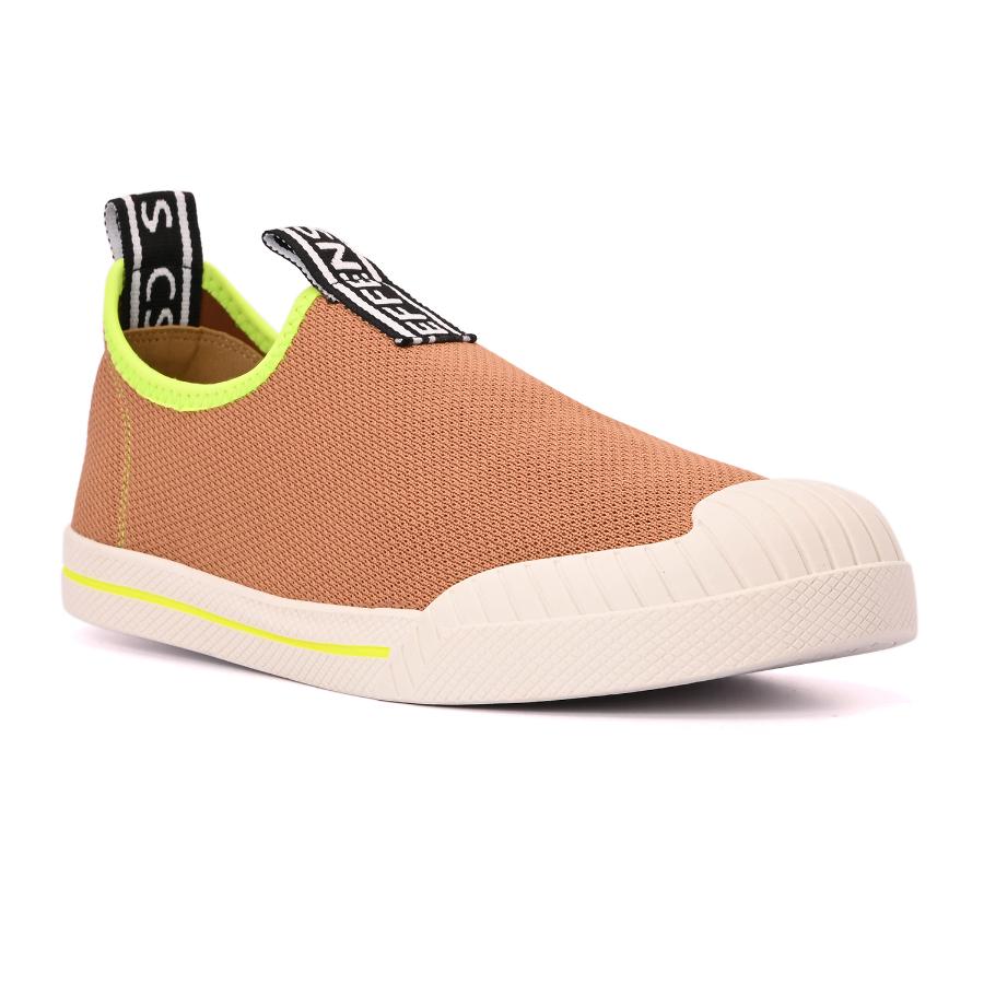 ZAPATILLA TIPO MEDIA CAFE CARMEN STEFFENS ALTO VERANO 2023