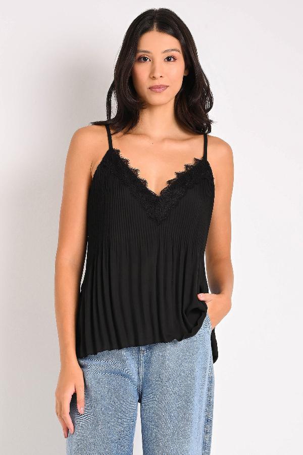 BASICA NEGRA CON ENCAJE