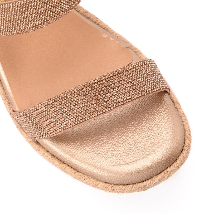 SANDALIA ZUECO NUDE CON BRILLO