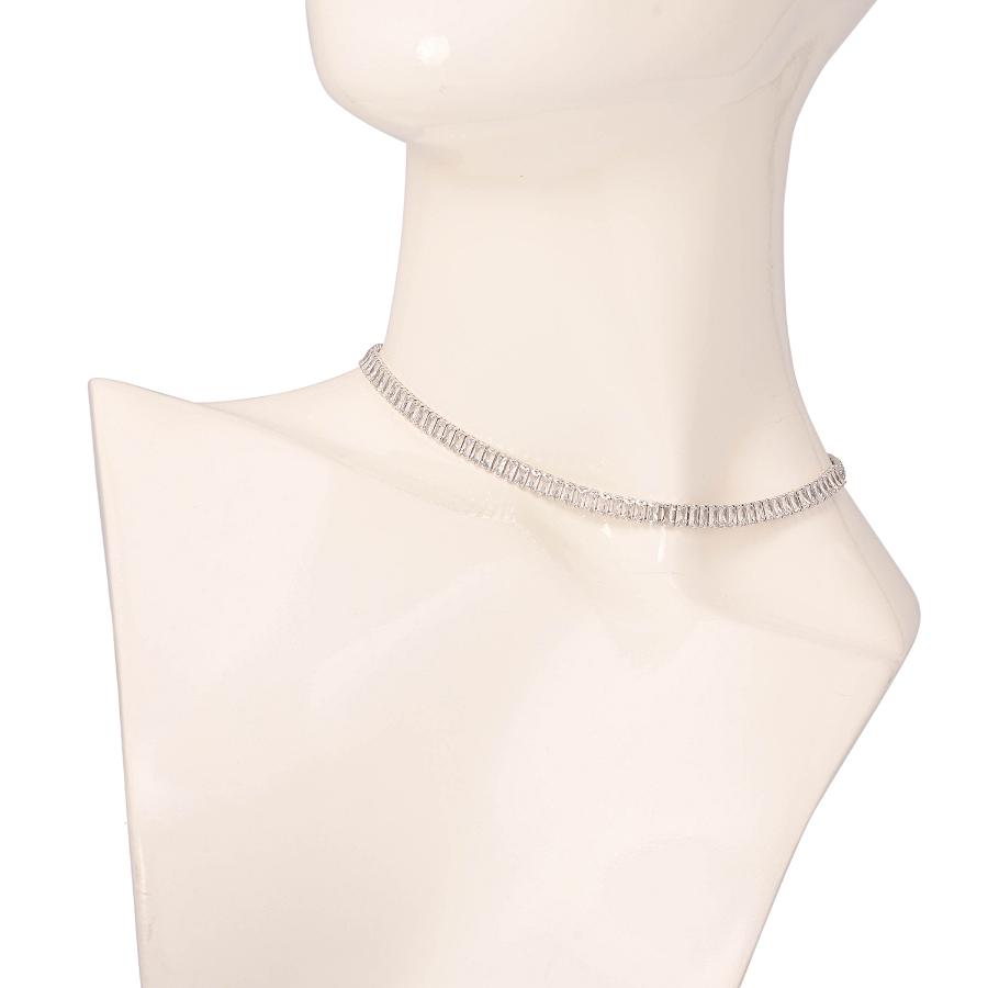 COLLAR PLATEADO CON CRISTALES