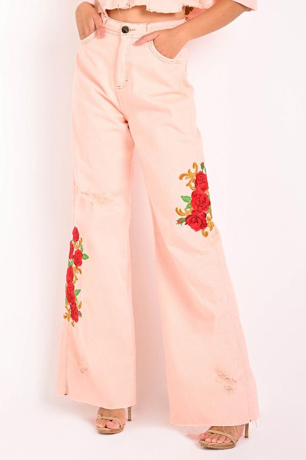 PANTALON JEANS CON ESTAMPADO
