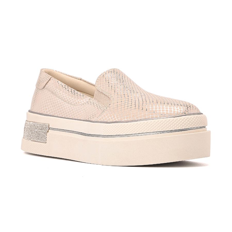 ZAPATILLA PLATEADA Y BRILLO