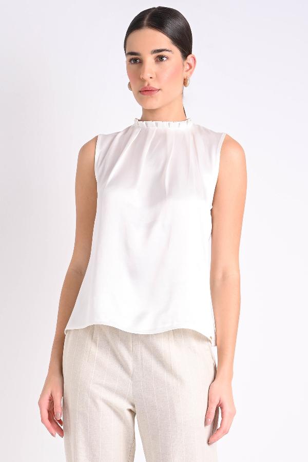 BLUSA BLANCA CON PLIZOS