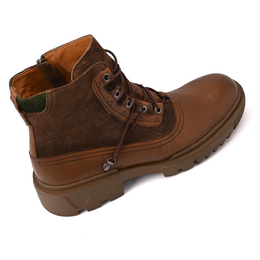 BOTA CAFÉ CON CORDONES