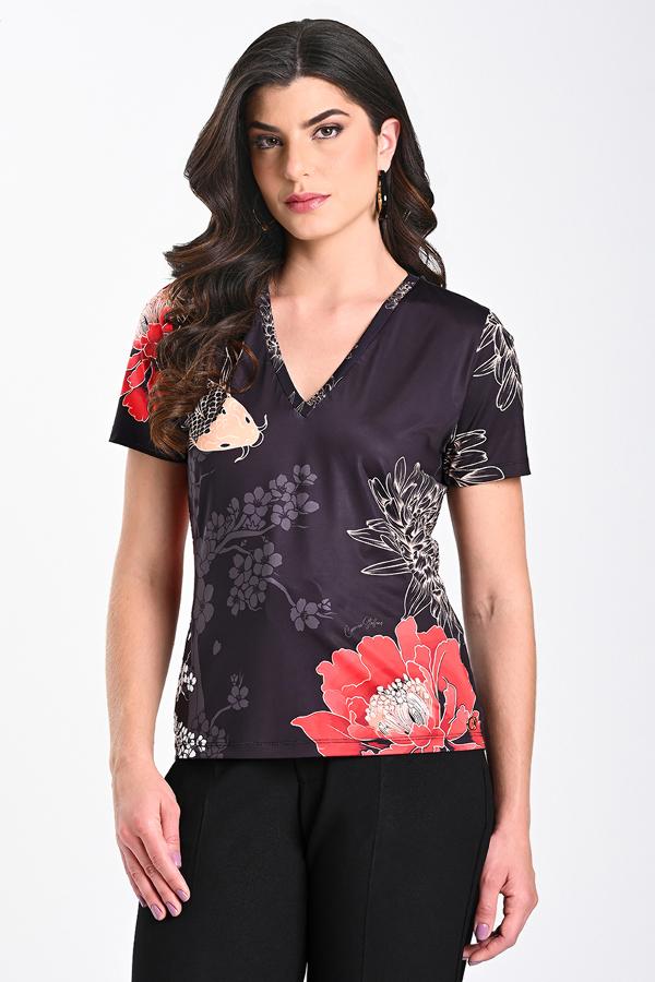 BASICA CON ESTAMPADO FLOR ORIENTAL