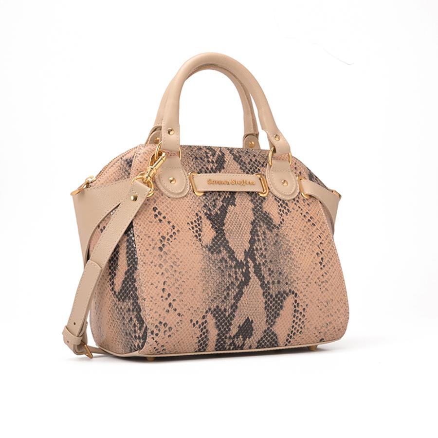 CARTERA BEIGE CON DISEÑO SERPIENTE
