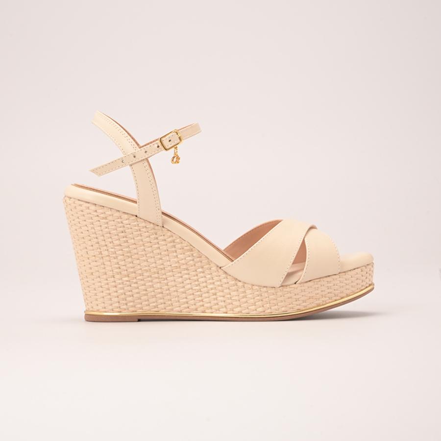 SANDALIA BEIGE CON TERRAPLEN