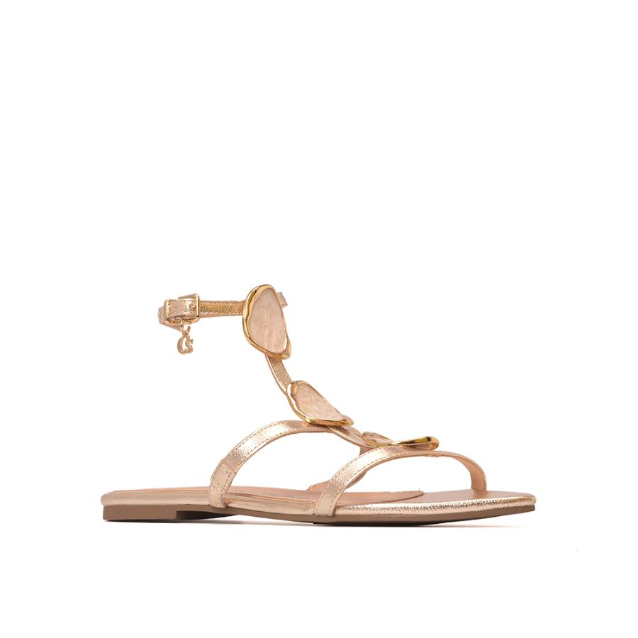 SANDALIA DORADA CON MEDALLAS