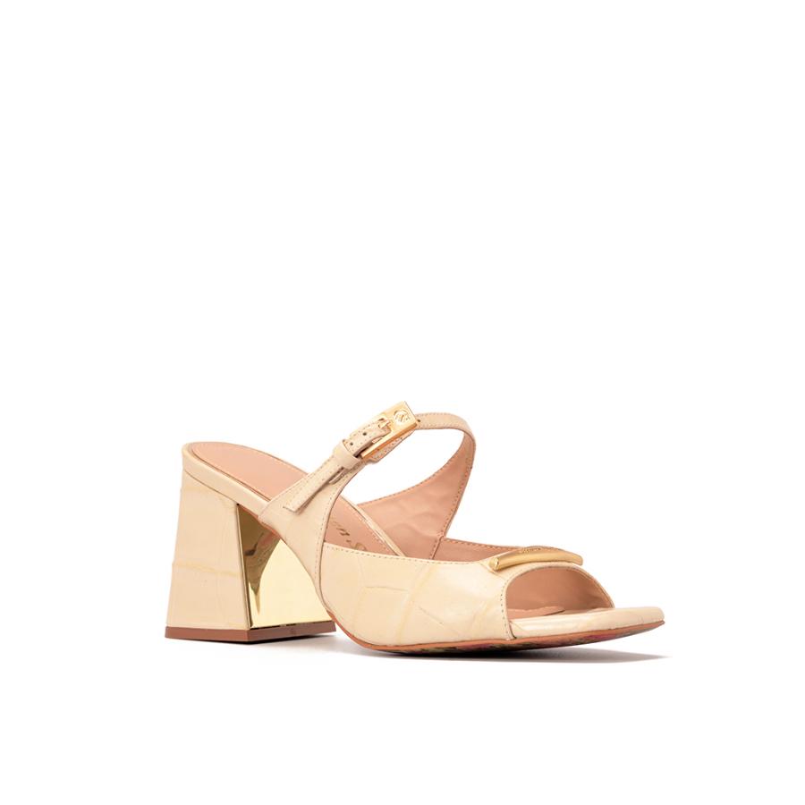 SANDALIA TACO CUADRADO CON TEXTURA