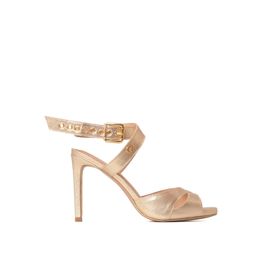 SANDALIA DORADA CS