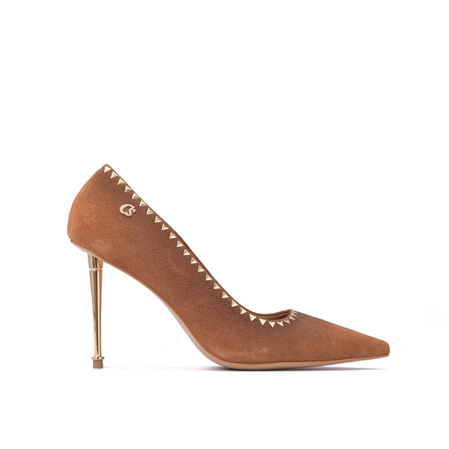 STILETTO CAMEL GAMUSA CON TACHAS