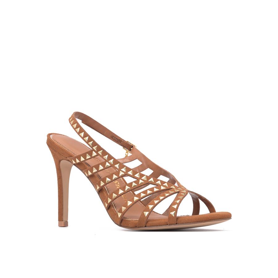 SANDALIA CAMEL CON TACHAS