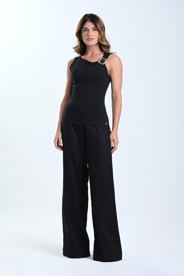 BLUSA CON ACCESORIO