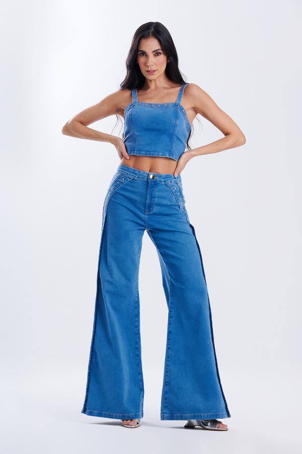 TOP DE JEANS CON APLICACIONES