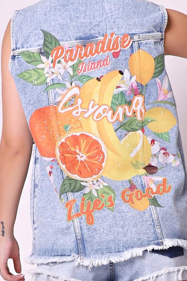 CHALECO CON ESTAMPADO