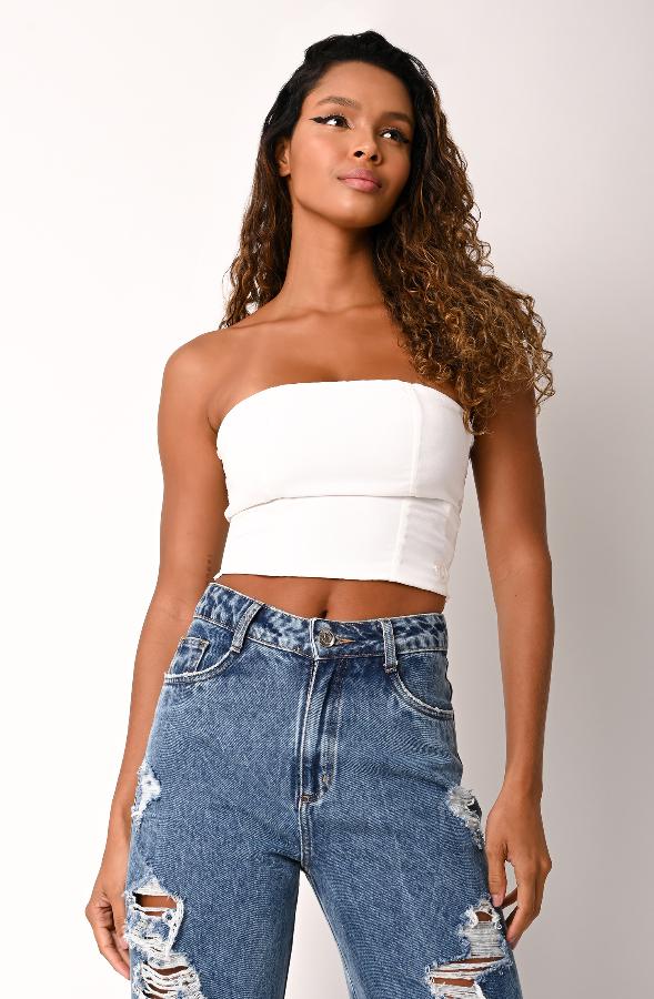 BLUSA CROPPED CON VOLADO EN MANGA
