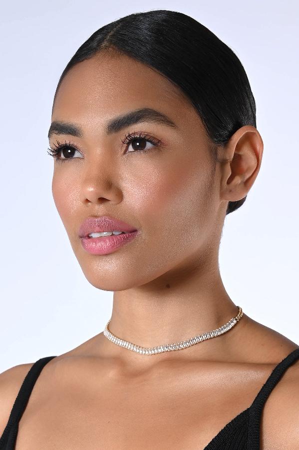 COLLAR DORADO CON CRISTALES