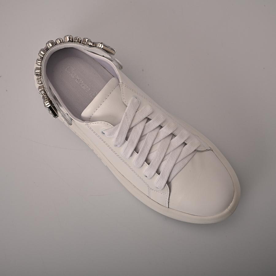 ZAPATILLA BLANCA CON PEDRERIA