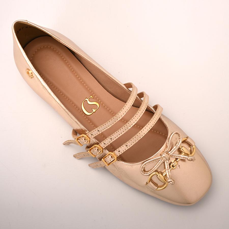 BALLERINA DORADA
