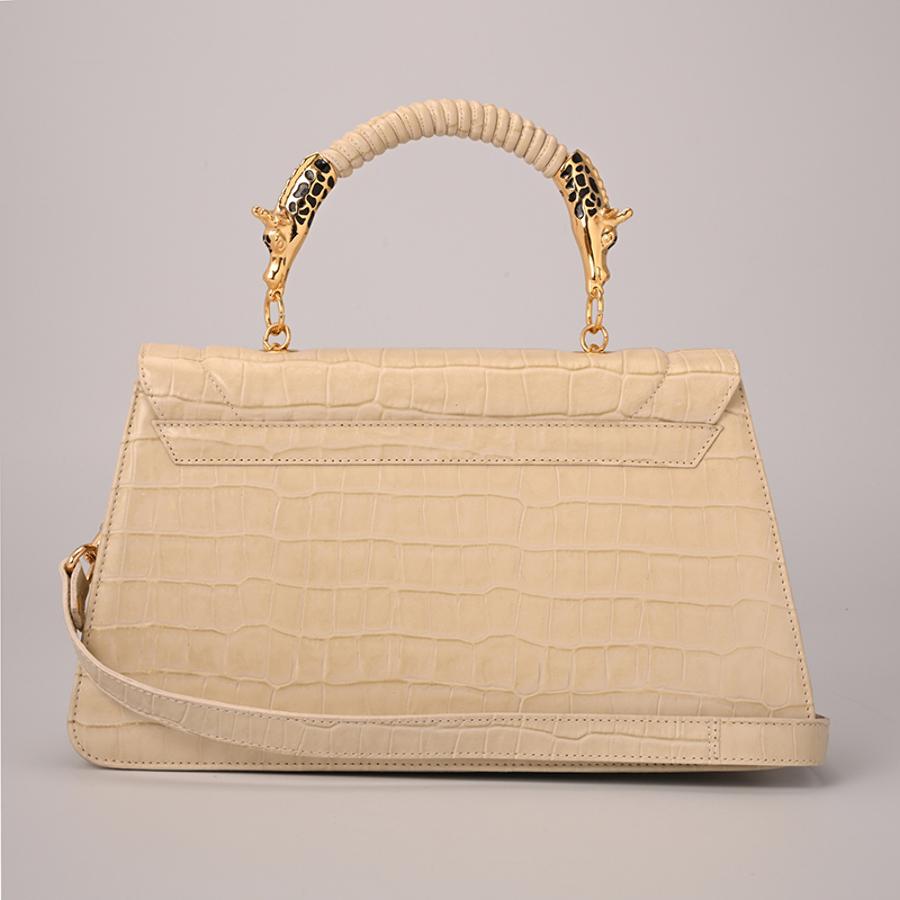 CARTERA BEIGE CON TEXTURA Y ACCESORIO