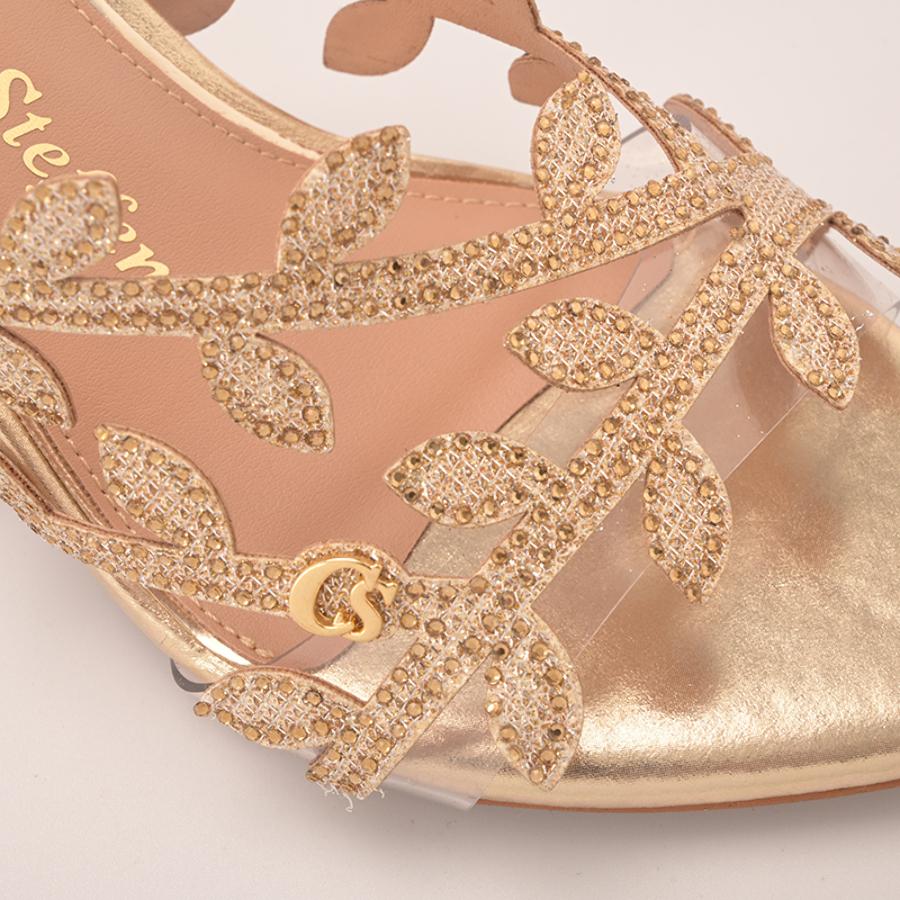 SANDALIA CON DISEÑO Y BRILLO