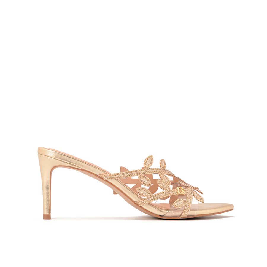 SANDALIA CON DISEÑO Y BRILLO