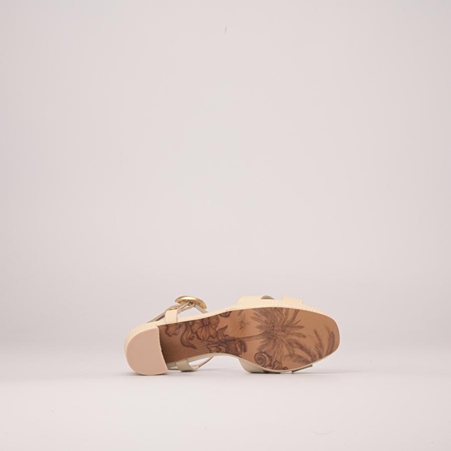 SANDALIA CON PLATAFORMA CS