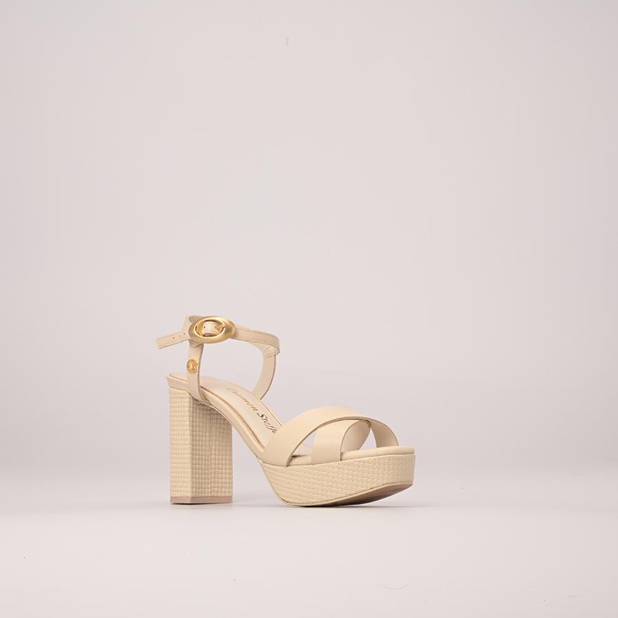 SANDALIA CON PLATAFORMA CS