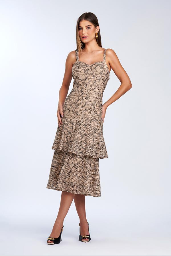 VESTIDO BORDADO FLOR CON CAPAS