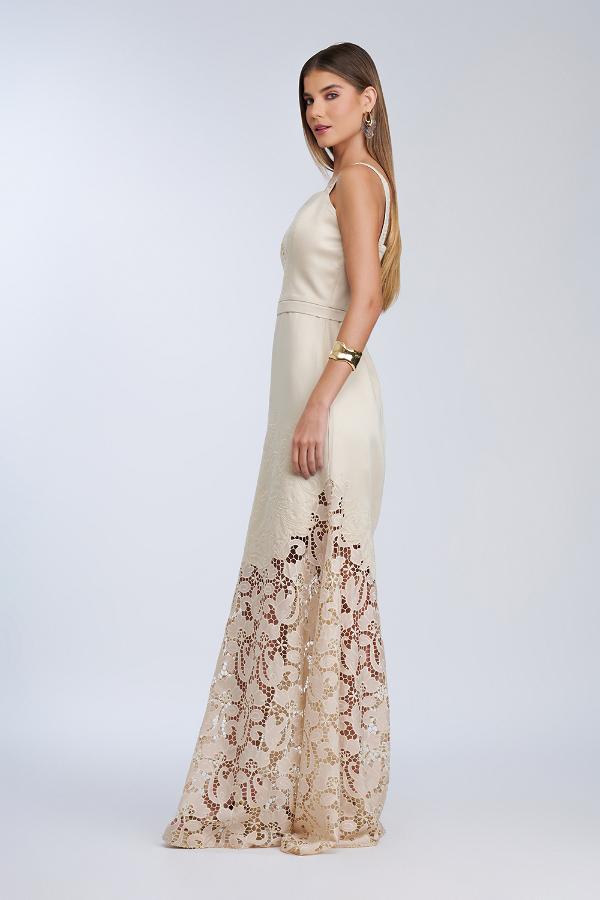 VESTIDO CON BORDADO FLOR