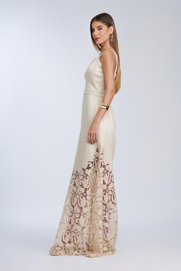 VESTIDO CON BORDADO FLOR