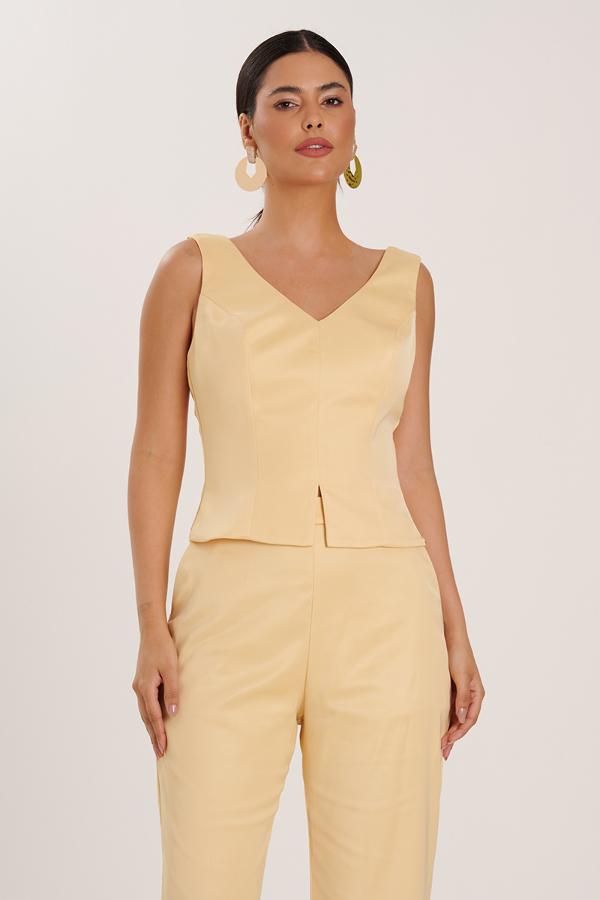 BLUSA AMARILLO SATINADO CON CADENAS