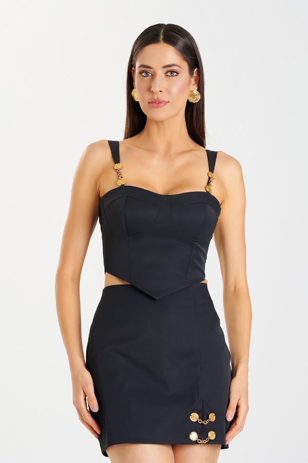 FALDA CON ACCESORIO MEDALLA