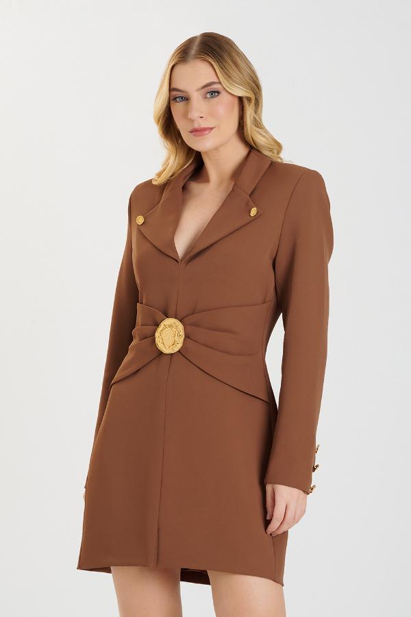 VESTIDO TIPO BLAZER CON MEDALLA