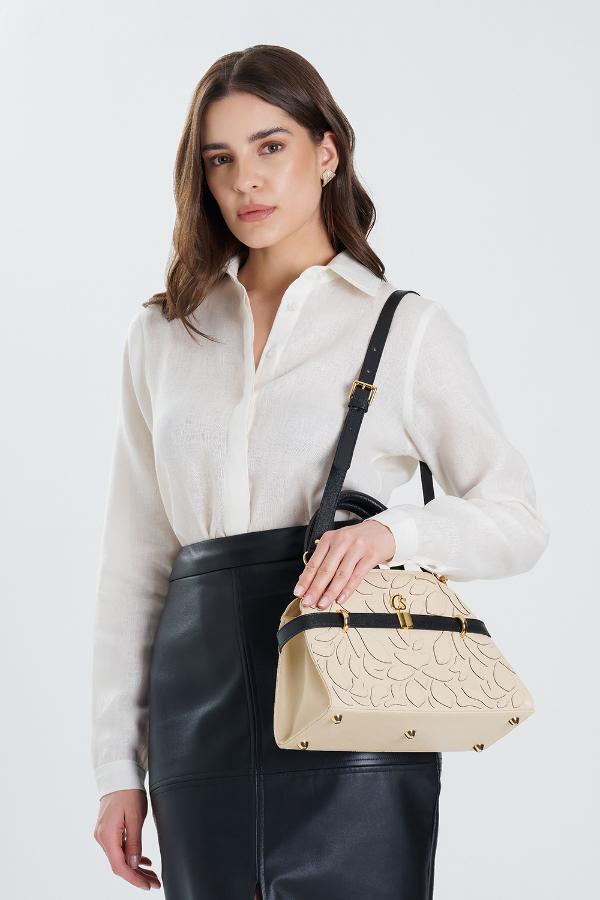 CARTERA BICOLOR CON ESTAMPADO