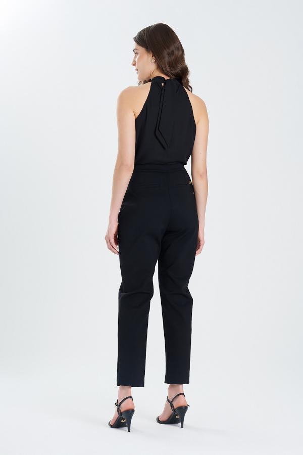 BLUSA CUELLO MAO CON ACCESORIO
