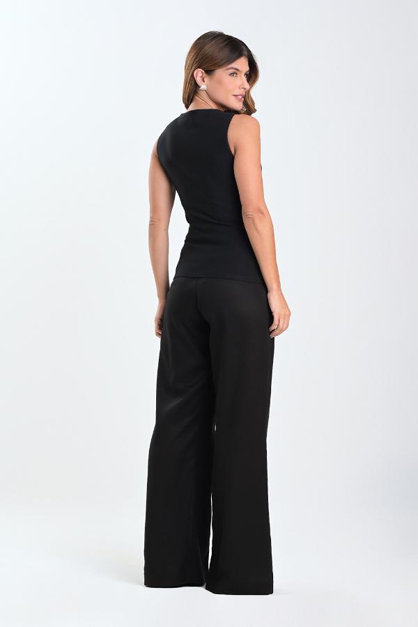 BLUSA CON ACCESORIO