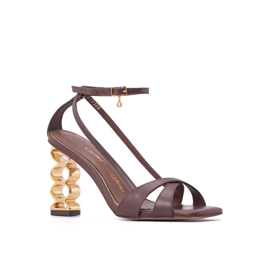 SANDALIA MARRON CON TACO DORADO