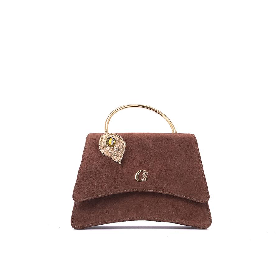 CARTERA MARRON DE GAMUSA CON ACCESORIO