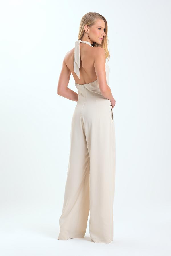 ENTERITO BEIGE CON ESCOTE DRAPEADO